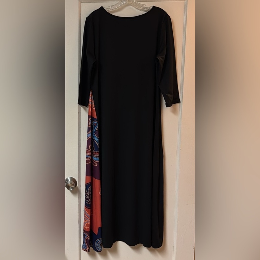 Long Black Knit dress 3/4 Sleeve with Colorful Print Insert Button Detail Size L - Picture 4 of 11